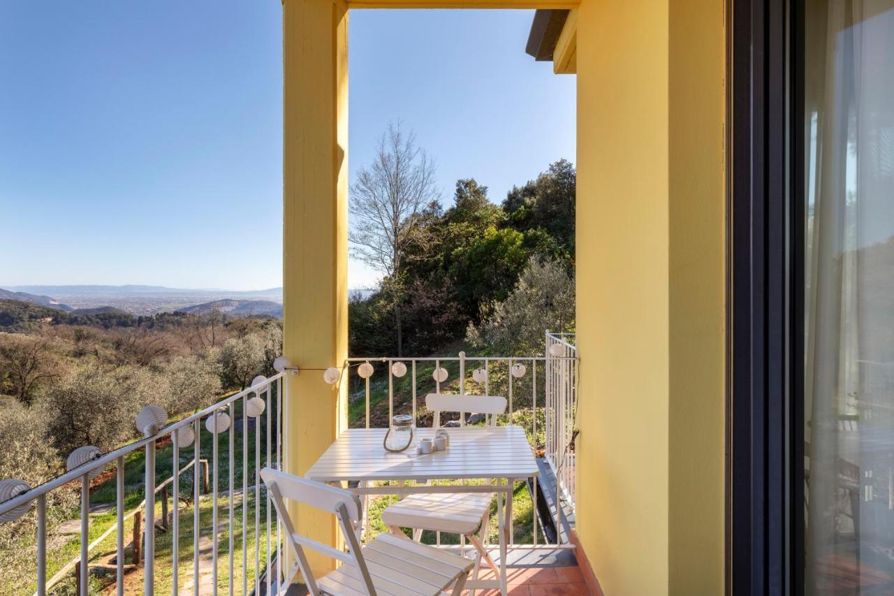 Holiday Prato Verde Chiatri Exterior photo